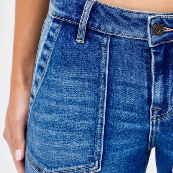 Hidden Happi Mid Rise Utility Pocket Flare Jeans Size 25 NWT - Picture 7 of 14